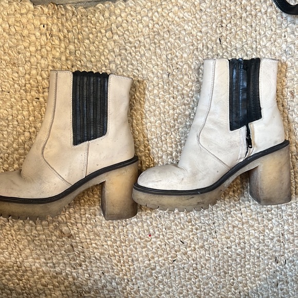 Free people booties size 6! - Picture 2 of 3